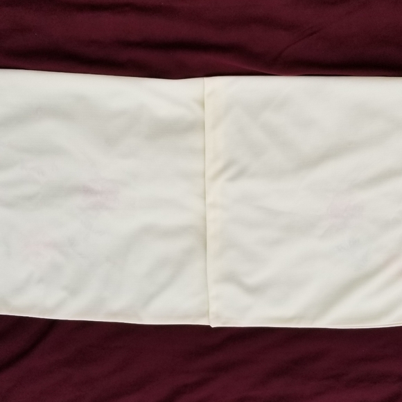 Set of 2 Handmade Vintage Stitch Floral Pillow Covers - Picture 7 of 8